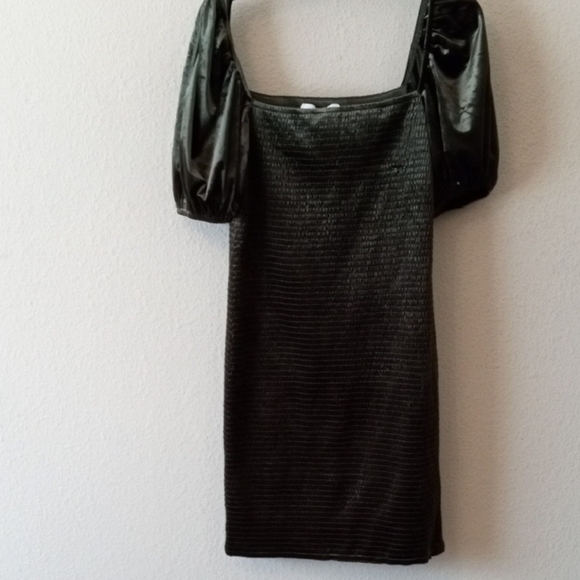 Mare Mare Olive Velvet Dress Tags - Picture 2 of 6